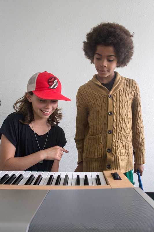 Piano lessons at backbeat music academy in Beaverton OR
